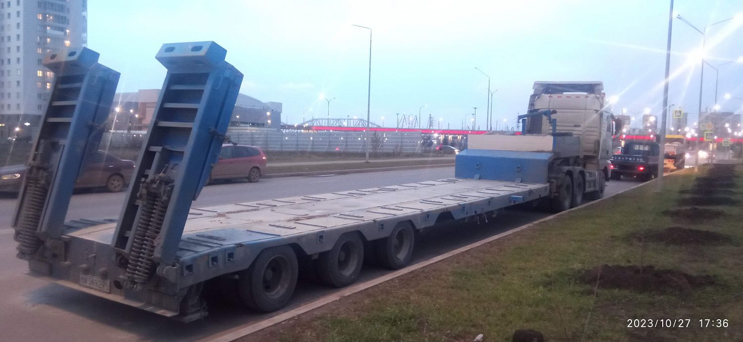 Специализированный полуприцеп-тяжеловоз ЧМЗАП 99903-05 (130)